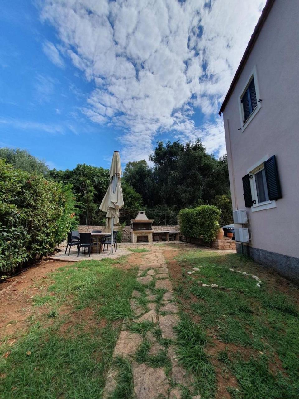 Emily'S Apartments كاسيوبي المظهر الخارجي الصورة